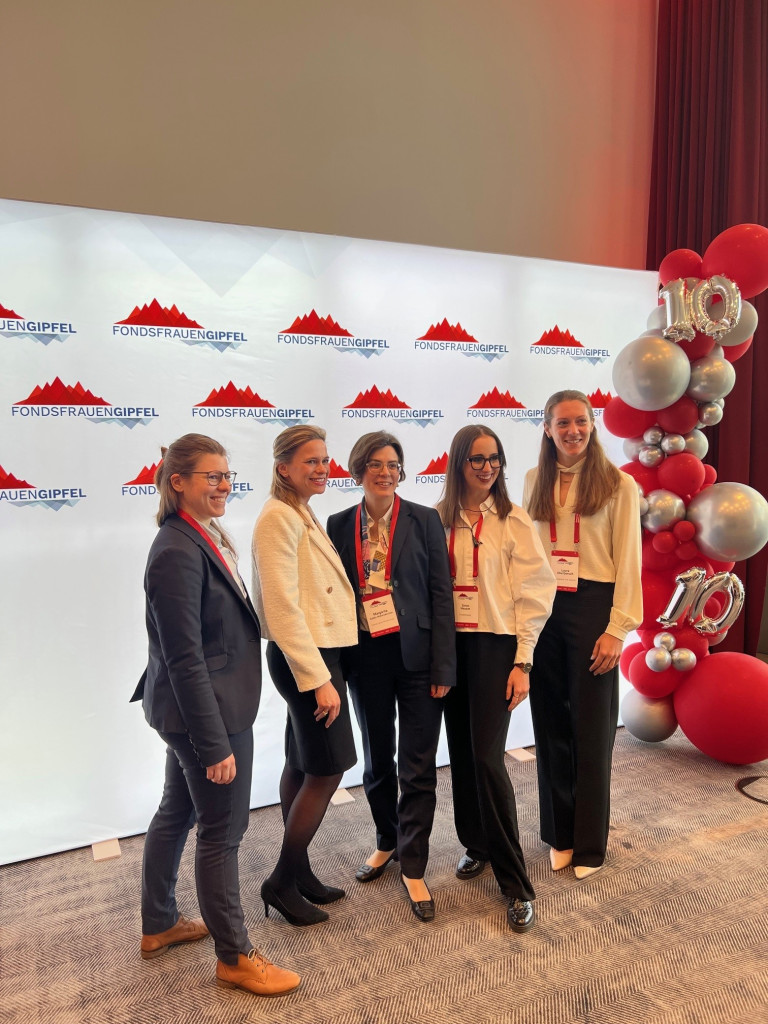 Unsere Kollegin Margarita Gaitán Walterskirchen auf dem Fondsfrauen‑Gipfel in Frankfurt
