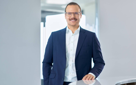Maximilian Weissbrodt, Golding Capital